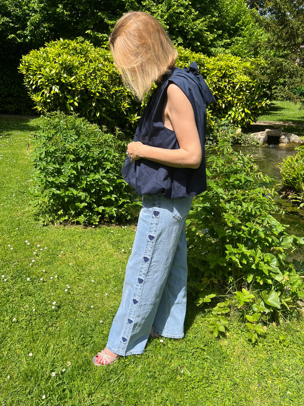 Eden - Top dos nu à noeud Lily Blue