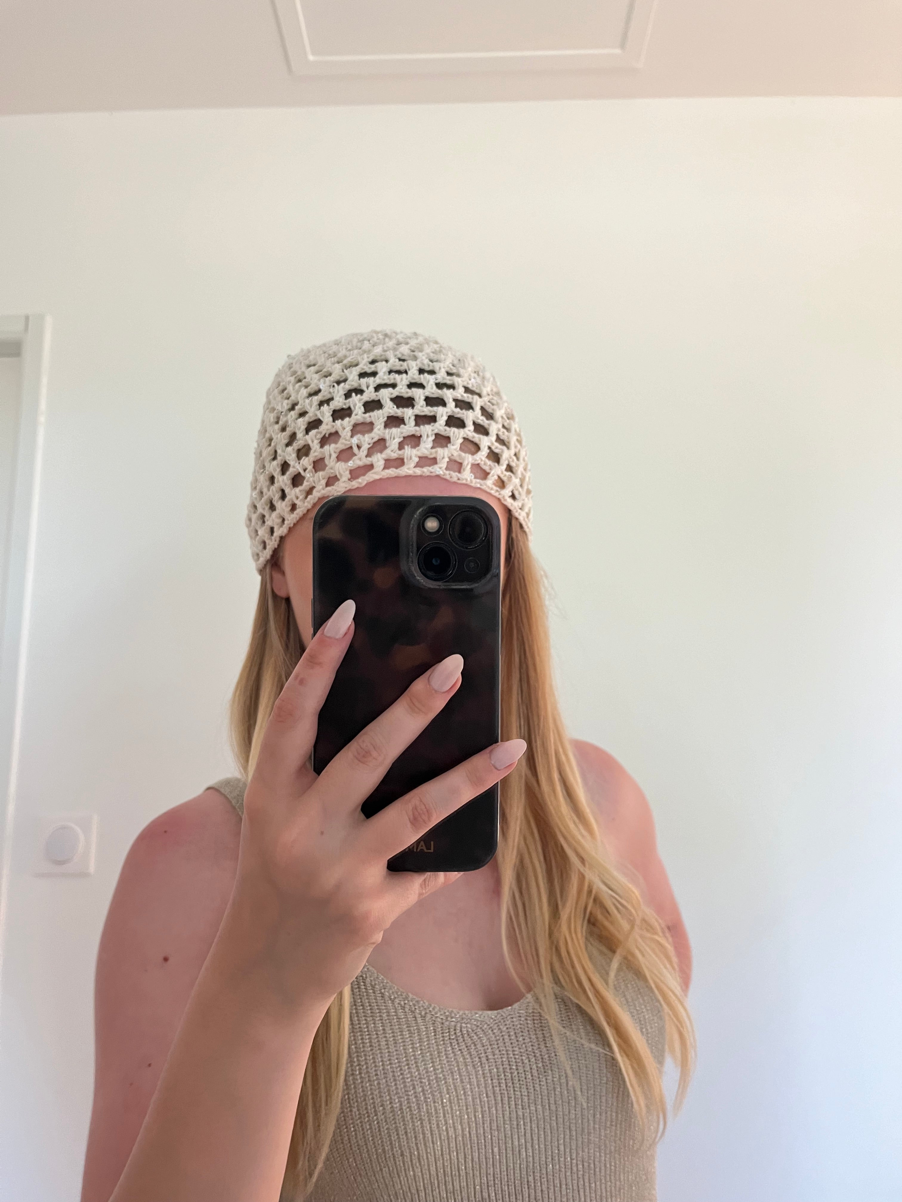 Marbella - Bonnet en crochet Lily Blue